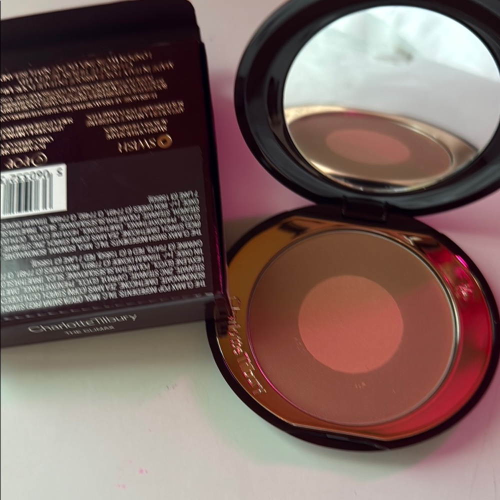 Charlotte Tilbury Gold and Brown Bronzer Contour Palette blush  name Climax